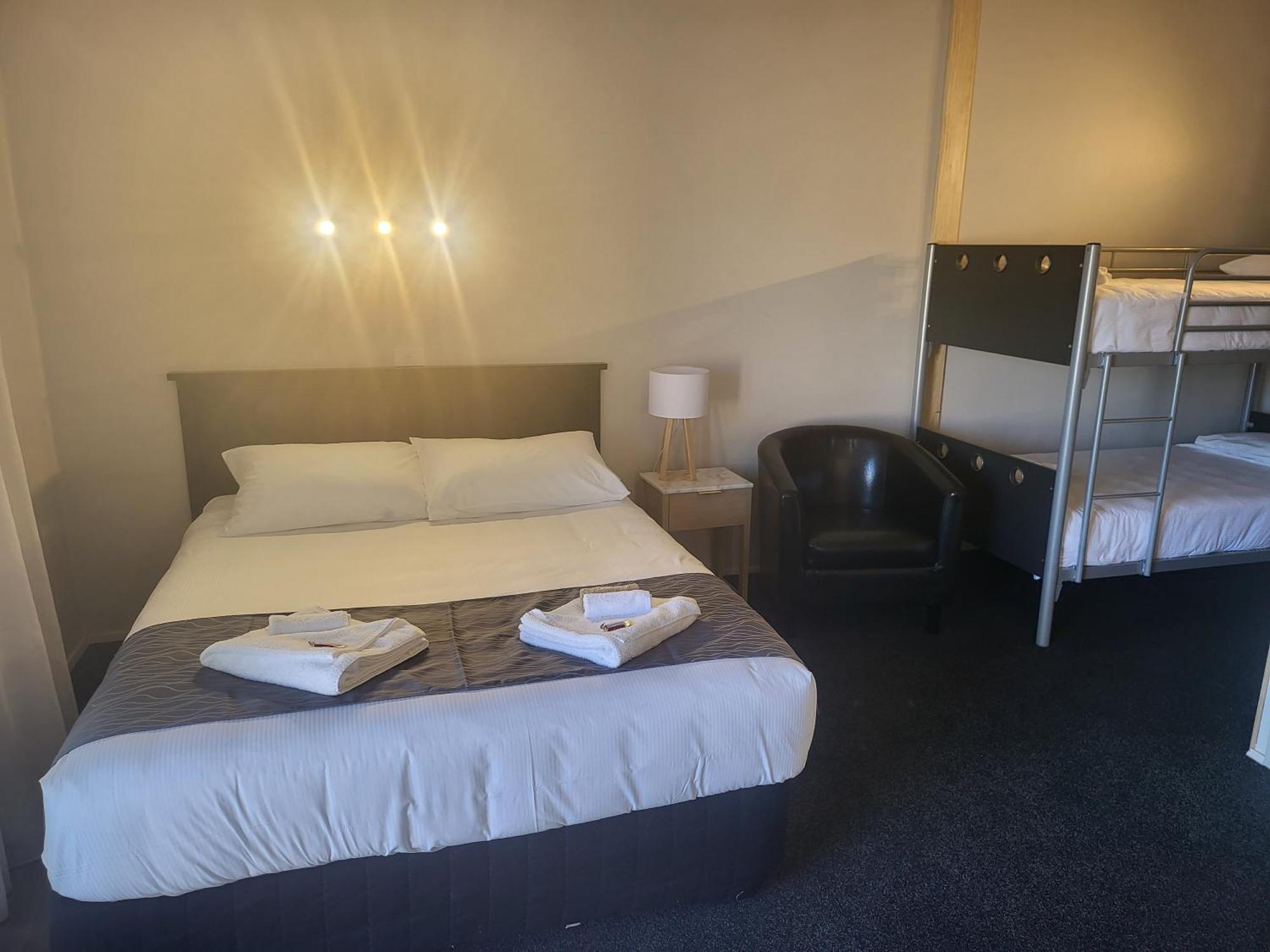 Ferrylink Motel Picton Buitenkant foto