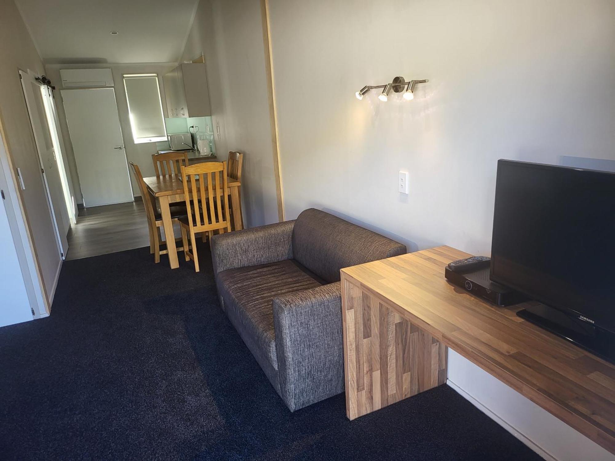 Ferrylink Motel Picton Buitenkant foto